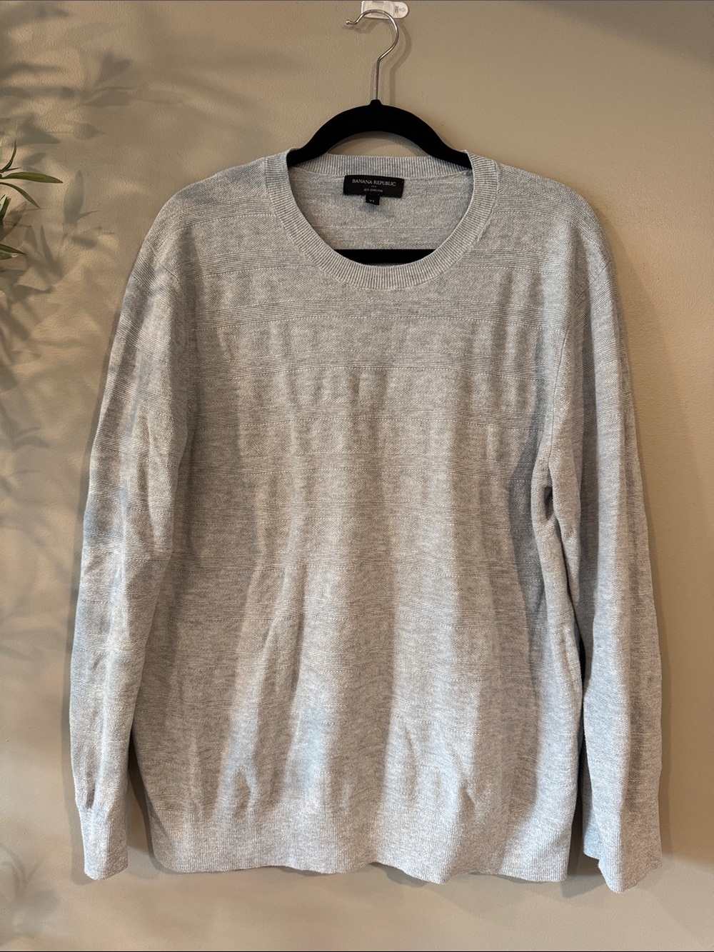 Banana Republic Men's Crewneck Sweater - Light Heather Gray